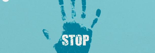 Mà amb el text 'stop'